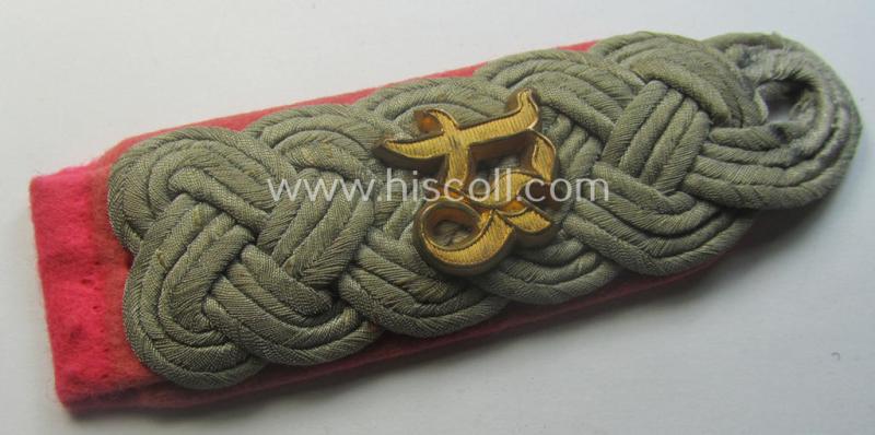 Single - and actually rarely found! - WH (Heeres) 'cyphered', officers'-type shoulderboard: 'Major eines Panzerzuges'