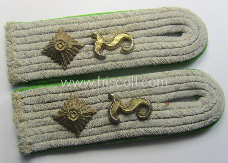 Truly used- and/or tunic-removed pair of WH (Heeres), neatly 'cyphered' officers'-type shoulderboards: 'Oberleutnant eines Pz-Grenadier-Lehr-Rgts.'