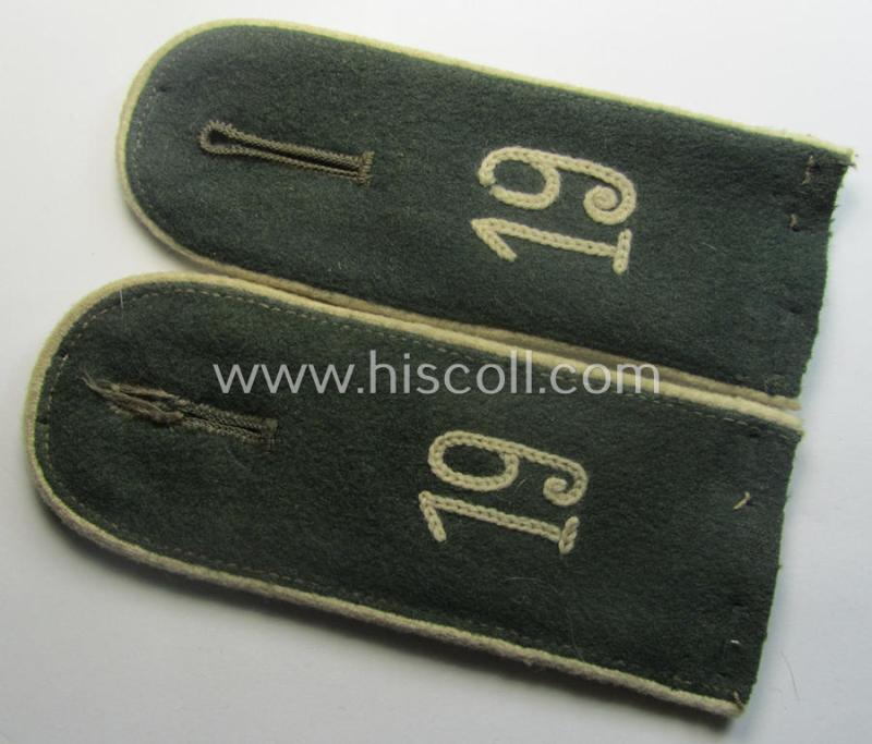 Pair of WH (Heeres) neatly 'cyphered', EM-type shoulderstraps: 'Soldat des Infanterie-Rgts. 19'