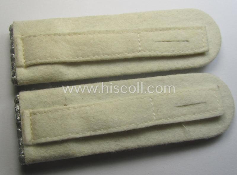 'Virtually mint' pair of neatly 'cyphered', WH (Heeres) officers'-type shoulderboards as piped in the white- (ie. 'weisser'-) coloured branchcolour as was specifically intended for usage by a: 'Hauptmann des Infanterie-Rgts. 3'