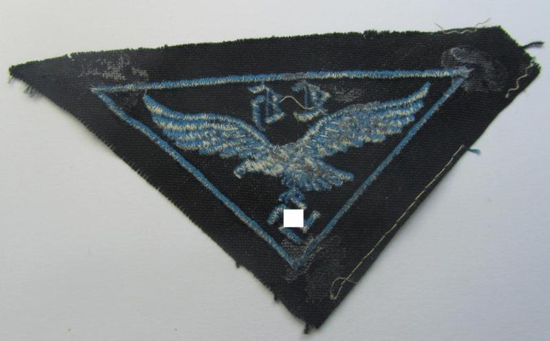 WH (LW- ie. Hitlerjugend-) related, machine-embroidered breast-badge: 'Flakhelfer'