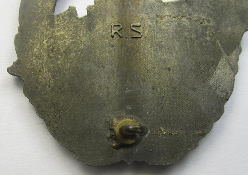 WH (Kriegsmarine) so-called: 'Kriegsabzeichen für Schnellboote - 2. Modell' (or: E-boat-war-badge of the 2nd model) being a maker- (ie. 'RS'-) marked example as was produced by the: 'Rudolf Souval'-company