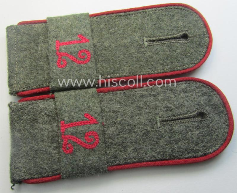 Pair of early- (ie. mid-) war-period WH (Heeres), 'M40'- (ie. 'M43-) pattern 'cyphered' EM-type shoulderstraps (with firmly-attached 'Überschuben'!): 'Soldat u. Mitglied des Veterinär-Abtlgs. 12'