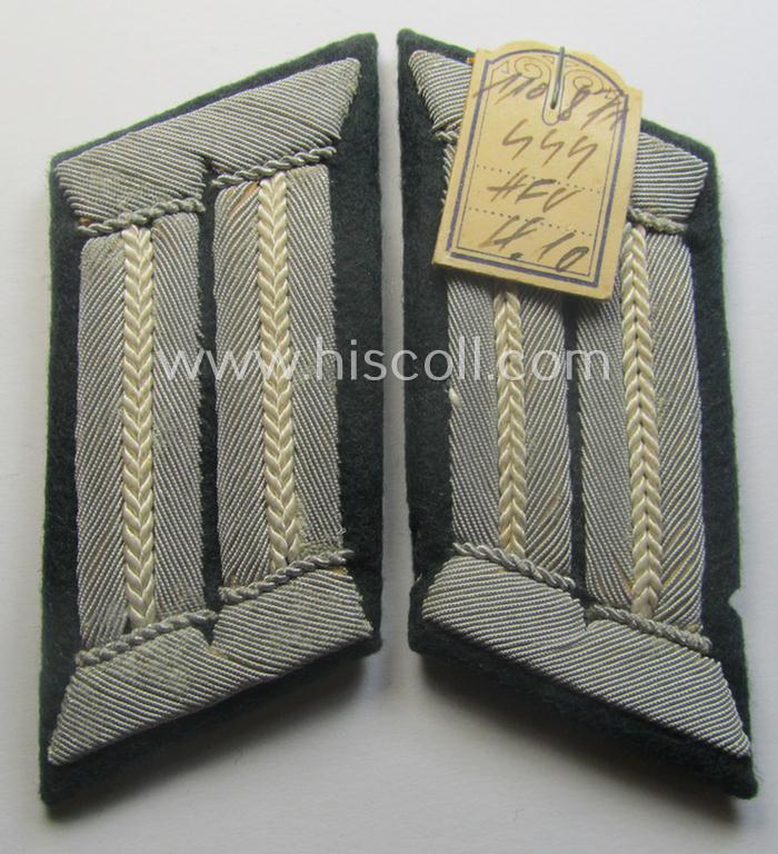 Pair of WH (Heeres) officers'-pattern collar-tabs (ie. 'Kragenspiegel für Offiziere') as piped in the white- (ie. 'weisser'-) coloured branchcolour as was intended for an: 'Offizier der Infanterie-Trpn.'