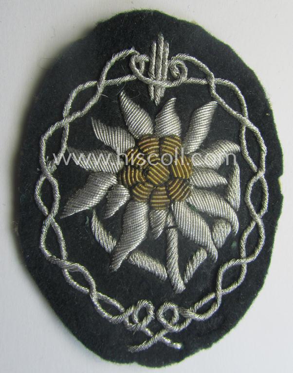 WH (Heeres) neatly hand-embroidered- and/or typical officers'- (ie. 'variant'-) pattern so-called: 'Edelweiss'-arm-badge (as specifically intended for usage by an officer serving within the 'Geb.-Jäger-Trpn.'