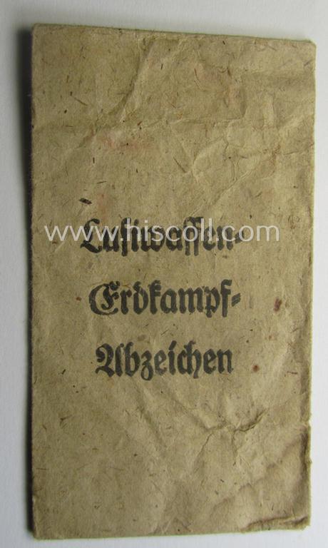 WH (Luftwaffe), typical 'Zellstoff'-based (and neatly 'Arno Wallpach Metallwarenfabrik - Salzburg'-marked!) medal-pouch as was intended for a: 'Luftwaffen Erdkampf-Abzeichen' (or: LW ground-assault badge)