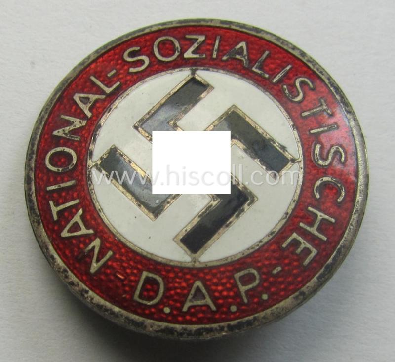 Early-pattern 'N.S.D.A.P. - Parteiabzeichen' showing a: 'Ges.Gesch.'-patent-pending-designation