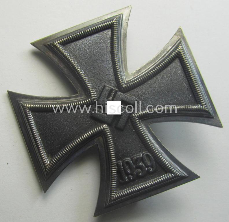 'Eisernes Kreuz 1. Klasse' being a clearly maker- (ie. '65'-) marked and/or fully untouched example by by the desirable 'Hersteller' named: 'Klein & Quenzer A.G.'