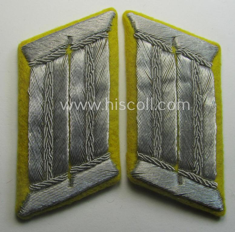 Pair of WH (Heeres) officers'-type, so-called: 'Waffenrock'- (ie. dress-) collar-tabs (ie. 'Kragenspiegel'): 'Offizier eines Nachrichten-Abts. o. Rgts.'