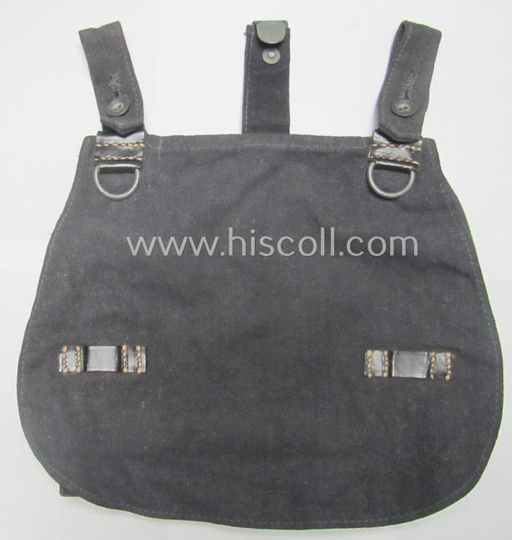 Mid- ie. later-war-period, so-called: 'M31'-type, WH (Luftwaffe) 'Brotbeutel' being a non-maker-marked example that comes in a 'virtually mint- ie. unissued' condition