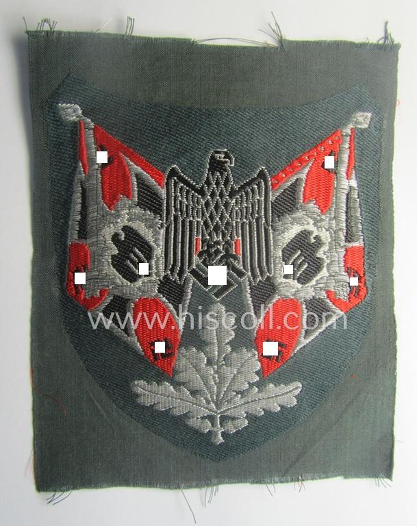 WH (Heeres), flat-wire- (ie. 'BeVo'-) woven 'Ärmelabzeichen für Fahnenträger des Heeres' as was intended for a soldier (ie. NCO) who served within a: '(Sturm)Artillerie'-unit