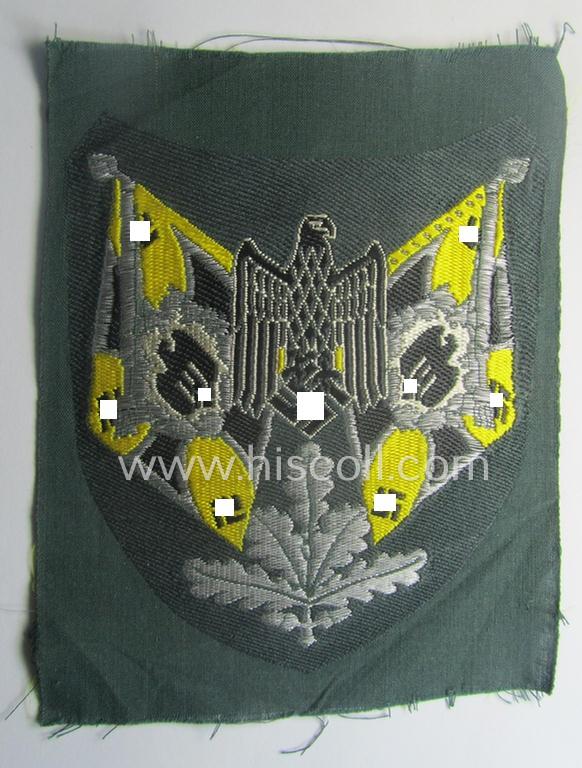 WH (Heeres), flat-wire- (ie. 'BeVo'-) woven 'Ärmelabzeichen für Fahnenträger des Heeres' as was intended for a soldier (ie. NCO) who served within a: 'Nachrichten'-unit