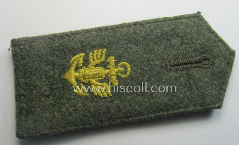Single, WH (Kriegsmarine) 'cyphered' EM-type shoulderstrap: 'Soldat eines Küsten-Artillerie-Rgts. o. Abtlgs.'
