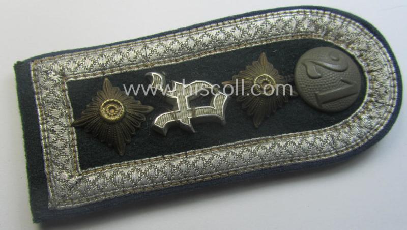 Single, WH (Heeres) NCO-type (ie. 'M40'-pattern- and neatly 'cyphered') shoulderstrap as was intended for usage by an: 'Oberfeldwebel u. Mitglied einer Ärztlichen Akademie'