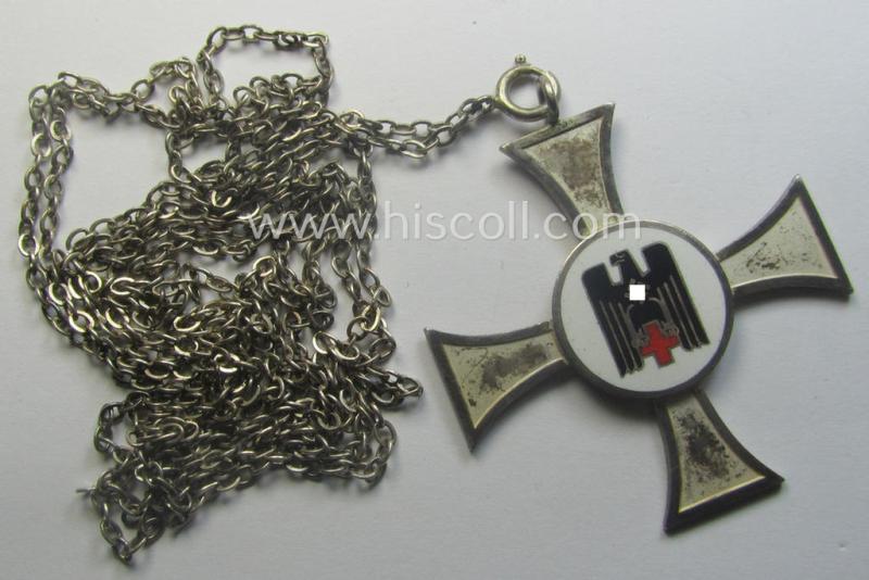 Complete - nicely enamelled and actually fairly scarcely found! - so-called: 'DRK-Schwesternkreuz des 2. Modell' that comes mounted onto its (full length) chain (ie. 'Kettchen' as issued and/or stored for decades