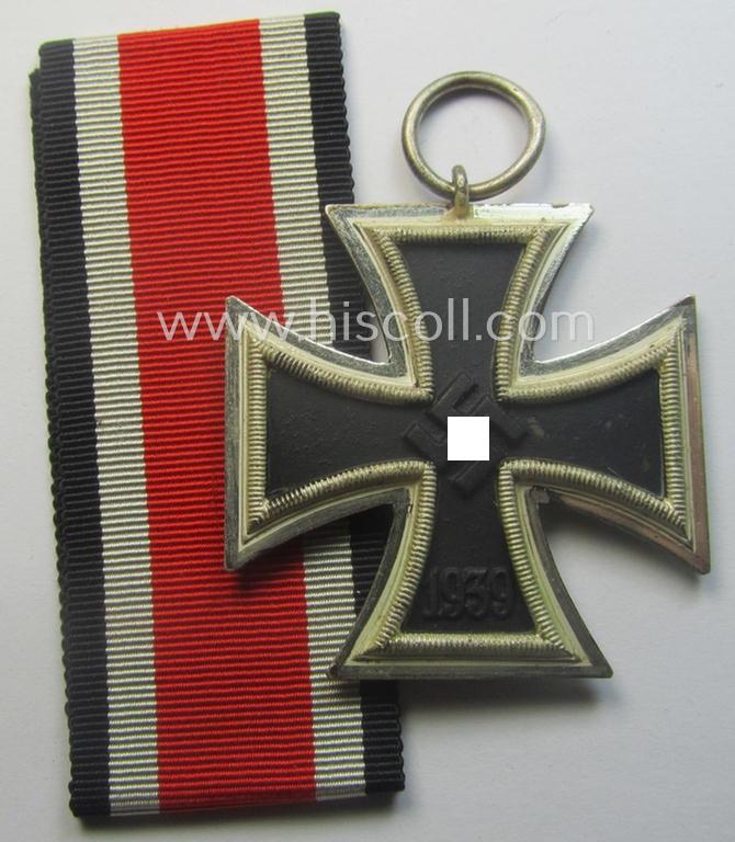 Hardly- ie. simply never used: 'Eisernes Kreuz II. Klasse' being a clearly maker- (ie. '22'-) marked example by: 'Boerger & Co.'