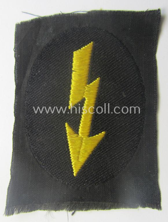 WH (Heeres) so-called: female-related trade- and/or special-career arm-insignia (ie. 'signal-Blitz'): 'Nachrichtenhelferin des Heeres'