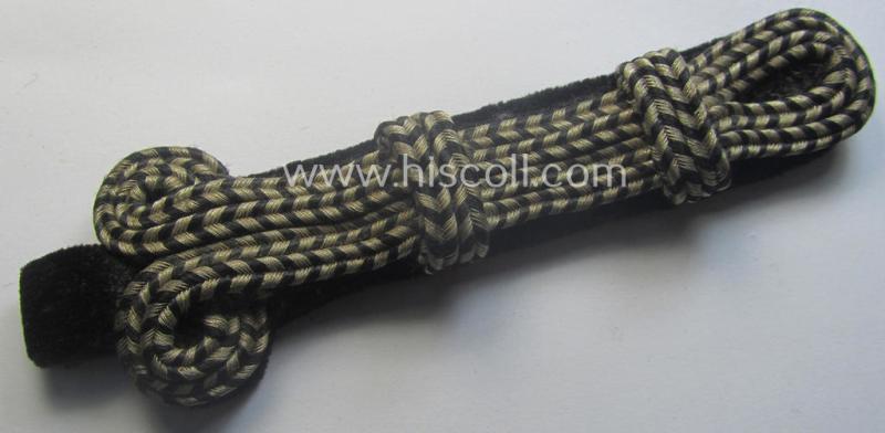 Neat - regrettably single but nevertheless scarcely found! - specific FAD (ie. 'Freiwilligen Arbeitsdienst') officers'-type shoulderboard (being of the pattern as was used in the period between 1932-36) as was intended for a: 'FAD-Oberstfeldmeister'