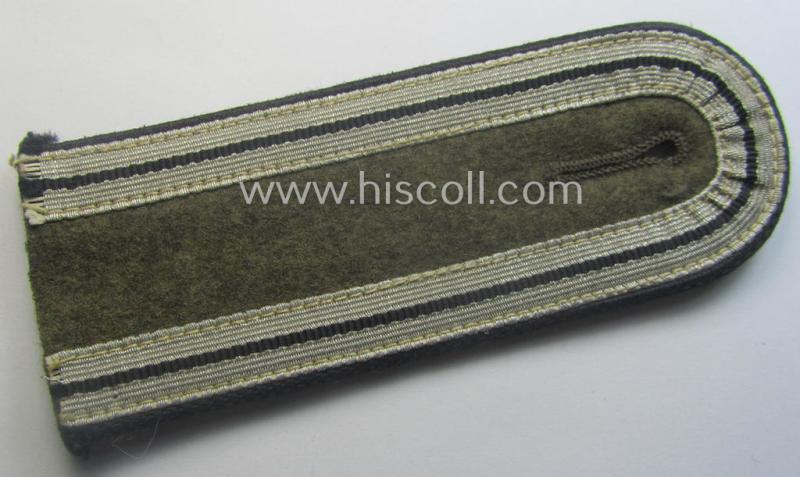 Single, RAD (ie. 'Reichsarbeitsdienst') NCO-type shoulderstrap (being of the 2nd pattern as used in the period between 1936-41) as was intended for an: 'RAD-Truppführer' (comparable with an: 'Uffz.'-rank)