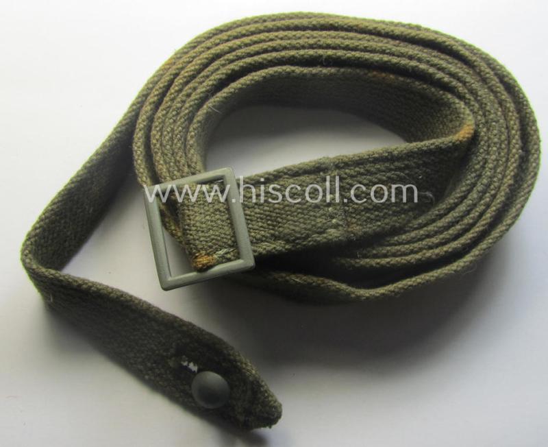 'Standard-issue'-pattern- (ie. typical WH-issue) carrying-strap (ie. 'Tragelasche') as was intended for the various gasmask-containers (being a maker-marked example that comes in a just minimally used, condition)