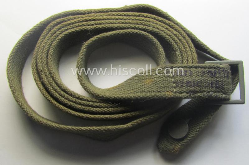 'Standard-issue'-pattern- (ie. typical WH-issue) carrying-strap (ie. 'Tragelasche') as was intended for the various gasmask-containers (being a maker-marked example that comes in a just minimally used, condition)