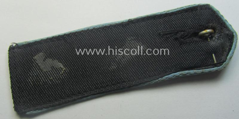 Single - and clearly worn - bright-blue-piped so-called: 'Flieger-HJ'-shoulderstrap as intended for a: 'Hitlerjunge' who served within the 'Bann 13' (Bann 13 = 'Bann Münster-Warendorf' situated in the 'Gebiet West Westfalen')