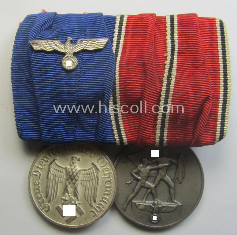 2-pieced, WH (Heeres o. Kriegsmarine) medal-bar (ie.: 'Doppelspange') resp. showing a: 'WH-DA 4. Stufe' and an Austrian 'Anschluss'-medal '1. März 1938'