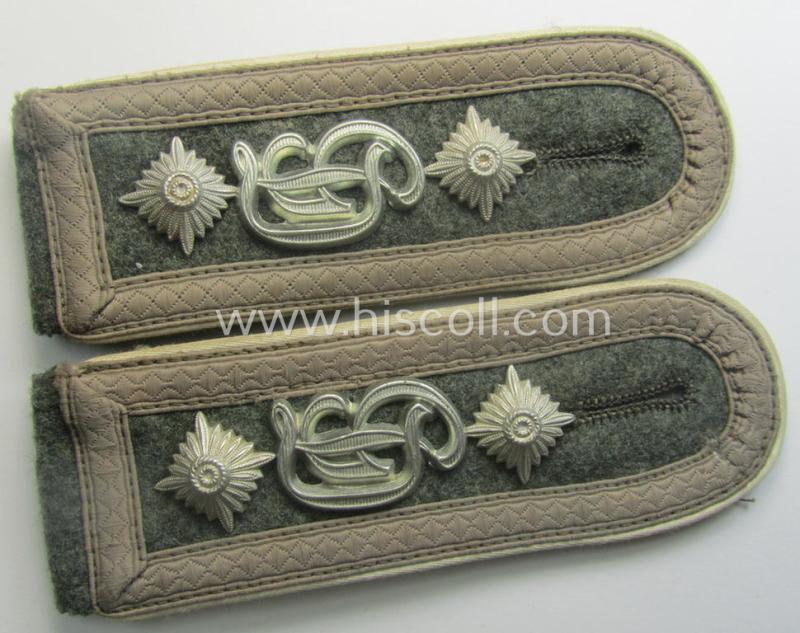 Stunning - fully matching and hardly used! - pair of WH (Heeres), early- (ie. mid-) war-period, 'cyphered' so-called: 'M40'-pattern NCO-type shoulderstraps as was intended for an: 'Ofwbl. einer Infanterie-Abtlgs.' within the famous 'GD'-division