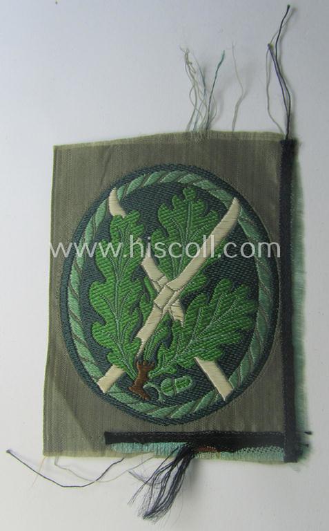 Superb - and with certainty rarely found! - non-confectioned (and I deem never worn!) example of a WH (Heeres) 'Ski-Jäger'-armbadge as was executed in the classic 'BeVo'-weave pattern