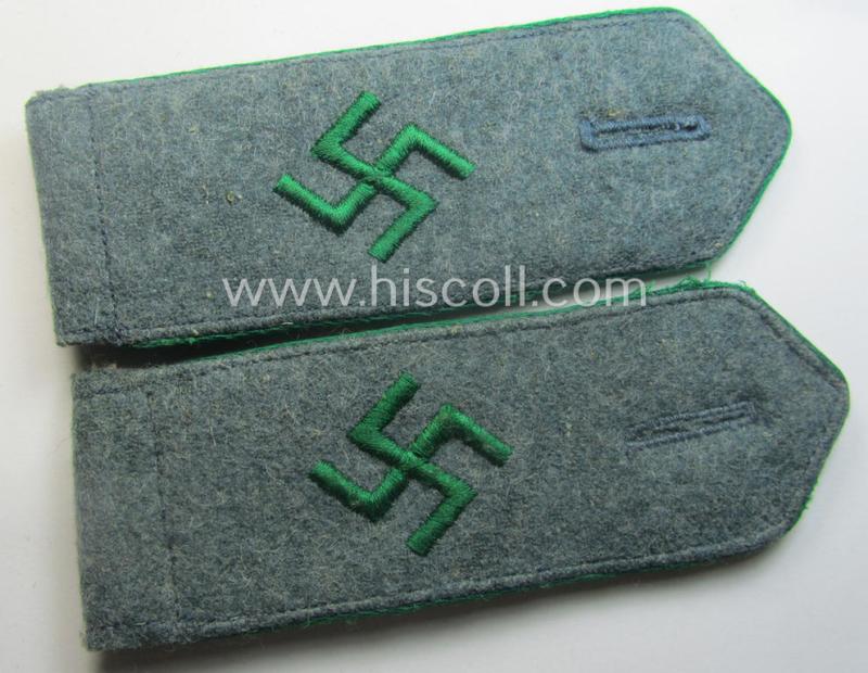Pair of EM- (ie. NCO-) type 'Sicherheitsdienst'- (ie. 'SD'-) related shoulderstraps: 'Schützmannschaften' (ie. 'Schuma')