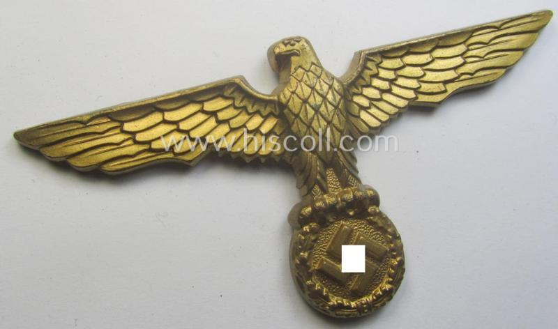 Larger-sized, WH (Kriegsmarine): 'DAK' (ie. 'Deutsches Afrikakorps') zinc- (ie. 'Feinzink'-) based- and/or 'Feuervergoldetes' so-called: 'pith-helmet' eagle-device