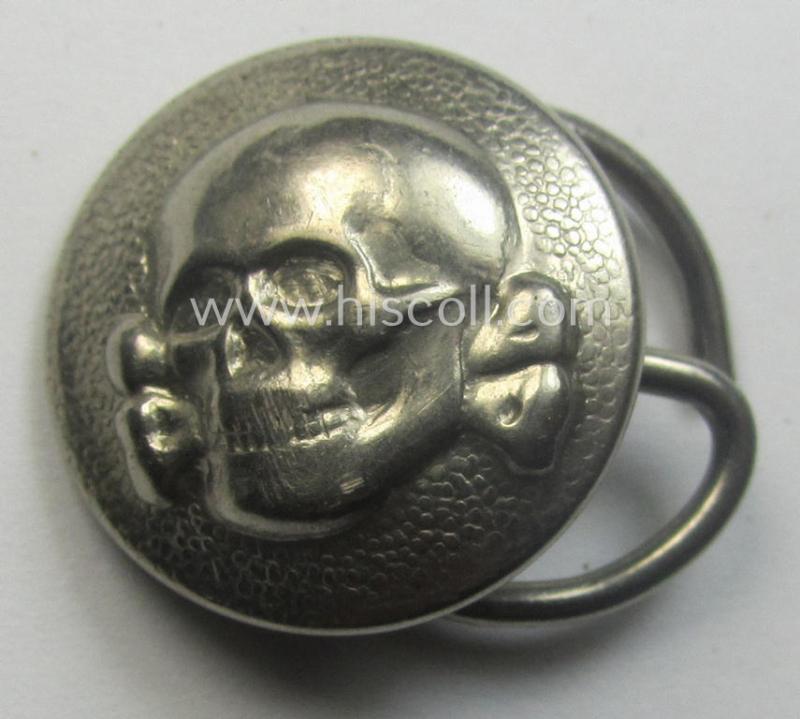 Superb - and actually rarely found! - pre-WWII-period, so-called: 'SS-Verfügungstruppen' (ie. 'SS-VT') ie. 'M34'-pattern, side-cap-'skull-button' being a maker- (ie. 'RzM SS 63'-) marked example as executed in chrome-toned metal