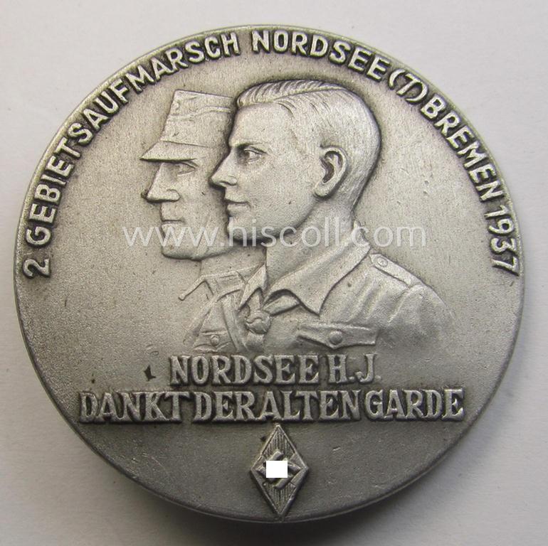 Commemorative, 'HJ'-related 'tinnie' being a maker- (ie. 'W. Jäger'-) marked example depicting the text: '2. Gebietsaufmarsch - Nordsee (7) Bremen - 1937 - Nordsee H.J. Dankt der alten Garde'