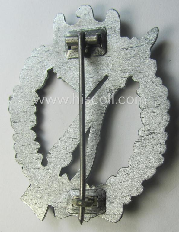 'Virtually mint', silver-class 'Infanterie Sturmabzeichen in Silber' being an unmarked (so-called: 'pillow-crimped') example as was executed in silverish-coloured, zinc-based metal (ie. 'Feinzink')