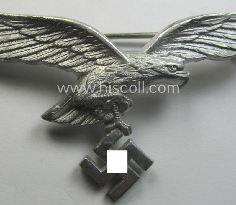 Hardly used nor worn, WH (Luftwaffe) aluminium-based: 'Brustadler für Sommerrock' (being a neatly maker- ie. 'GM'-marked specimen)