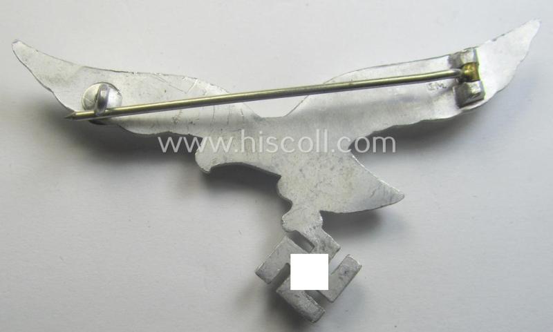 Hardly used nor worn, WH (Luftwaffe) aluminium-based: 'Brustadler für Sommerrock' (being a neatly maker- ie. 'GM'-marked specimen)