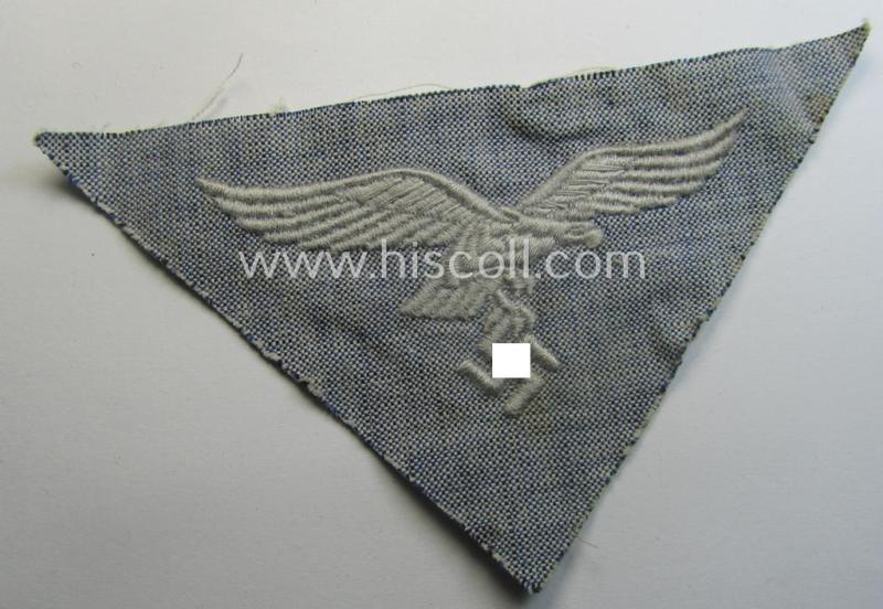 WH (Luftwaffe) enlisted-mens'- (ie. NCO-) pattern, summer-shirt breast-eagle as was specifically intended for usage on the bluish-grey- (ie. 'blaumelliertes') summer-shirts (ie. 'Hemden')