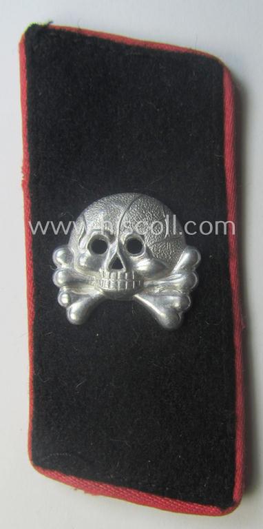 Early- (ie. mid-) war-period - albeit regrettably single! - WH (Heeres) black-coloured, woolen-based- and/or bright-pink-piped: 'Panzer'-collar-tab having an aluminium based 'Totenkopf' (ie. skull) attached