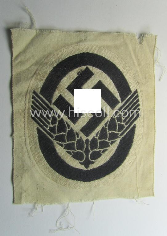 Female-related- (ie. 'RADwJ'- or: 'Reichsarbeitsdienst der weiblichen Jugend' or: womens'-section of the German labour-service) sports-shirt badge