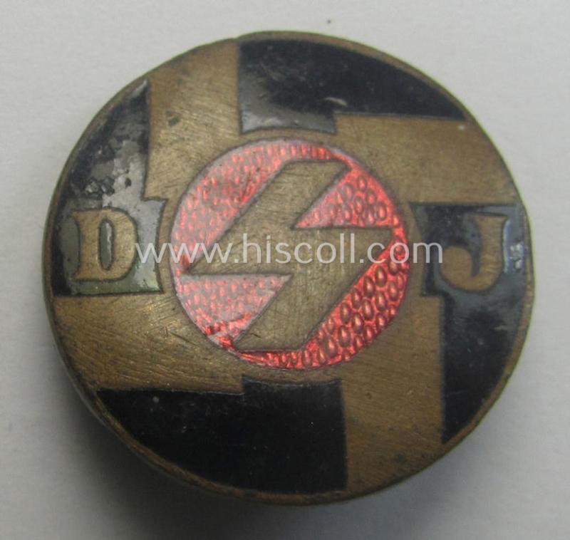 'Mitgliedsabzeichen des Deutsches Jungvolk in der HJ' (being a just moderately used example of the first-pattern