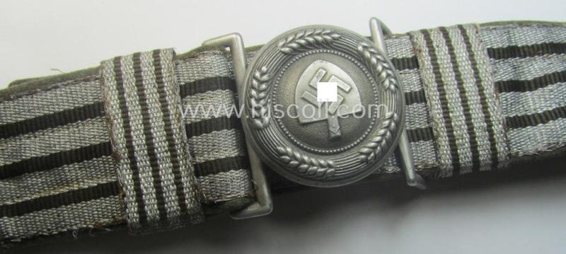 RAD (ie. 'Reichsarbeitsdienst') 'standard-pattern', officers'-dress-model aluminium-based belt-buckle and accompanying 'brocade'-based belt (ie. 'Paradefeldbinde für Offiziere des Reichsarbeitsdienstes')
