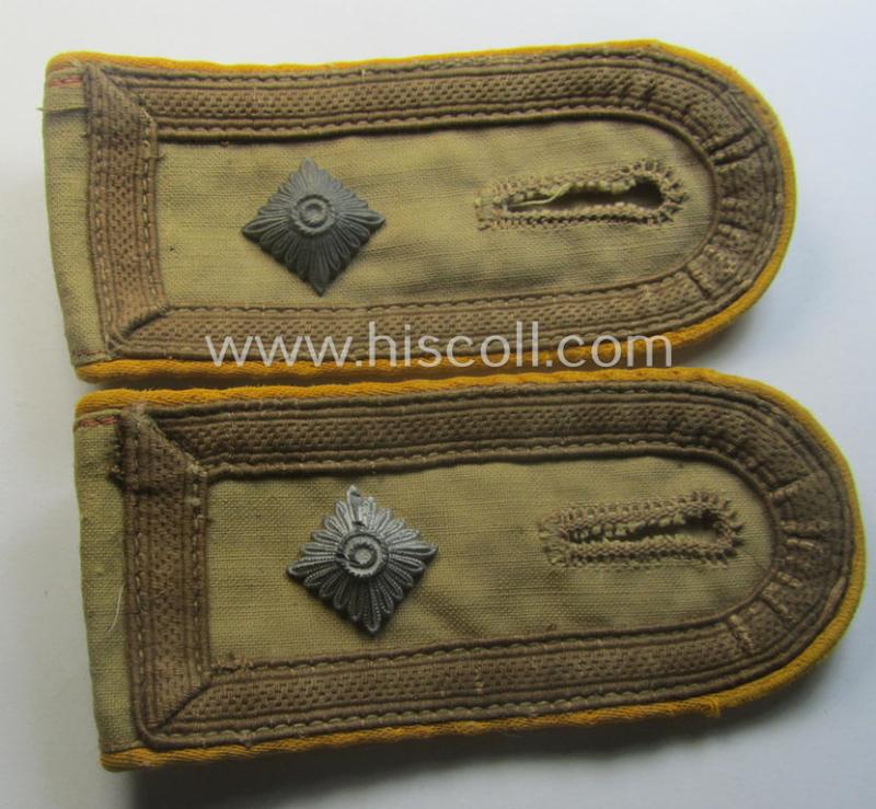 Pair of - truly used- and/or worn! - WH (Luftwaffe) 'tropical-styled' NCO-type shoulderstraps (as was specifically for usage on the tropical-shirts ie. tunics) as was intended for usage by an: 'Feldwebel der Flieger- o. Fallschirm-Trpn.'