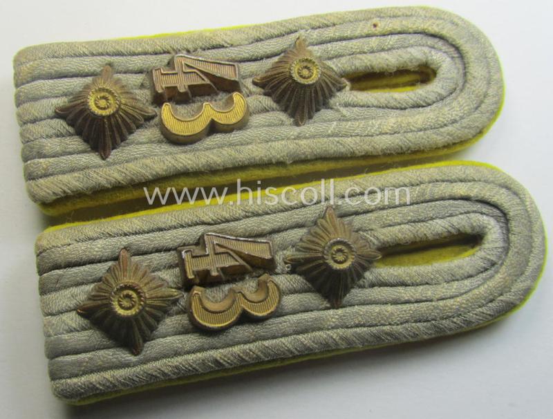 Attractive - and fully matching! - pair of 'cyphered', WH (Heeres) officers'-pattern shoulderboards as piped in the bright-yellow-toned branchcolour as was specifically intended for a: 'Hauptmann des Nachrichten-Abtgs. 43'