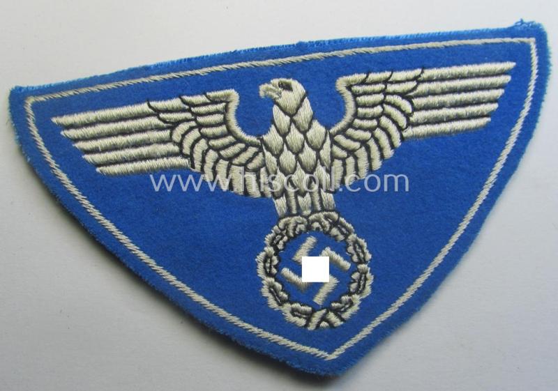 Unusual 'variant'-pattern, smaller-sized sports'-shirt eagle for officials within the: 'Deutsche Reichspost' (aka: 'Zeesener Adler') being a 'virtually mint- ie. unissued' example that is (unusually!) executed in the machine-embroidered pattern