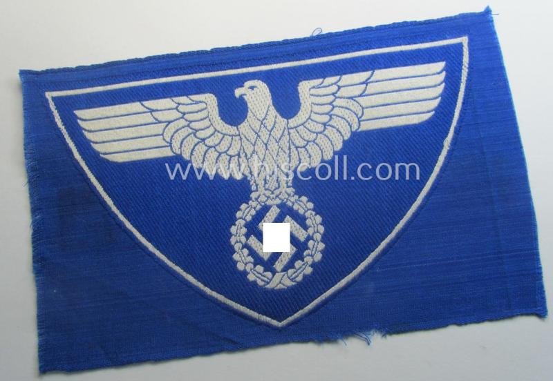 Larger-sized sports'-shirt eagle as was used by the officials within the: 'Deutsche Reichspost' (aka: 'Zeesener Adler') being a 'virtually mint- ie. unissued' example that is executed in the neat 'BeVo'-weave-pattern