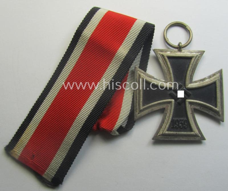 'Eisernes Kreuz II. Klasse' being a maker- (ie. '13'-) marked example as was produced by the maker (ie. 'Hersteller'): 'Gustav Brehmer'