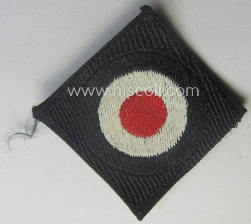 WH (Heeres ie. 'Panzer') 'standard-issue'-pattern side-cap-cocarde (ie. 'Kokarde für Panzer-Schiffchen') as executed in: 'BeVo'-weave pattern