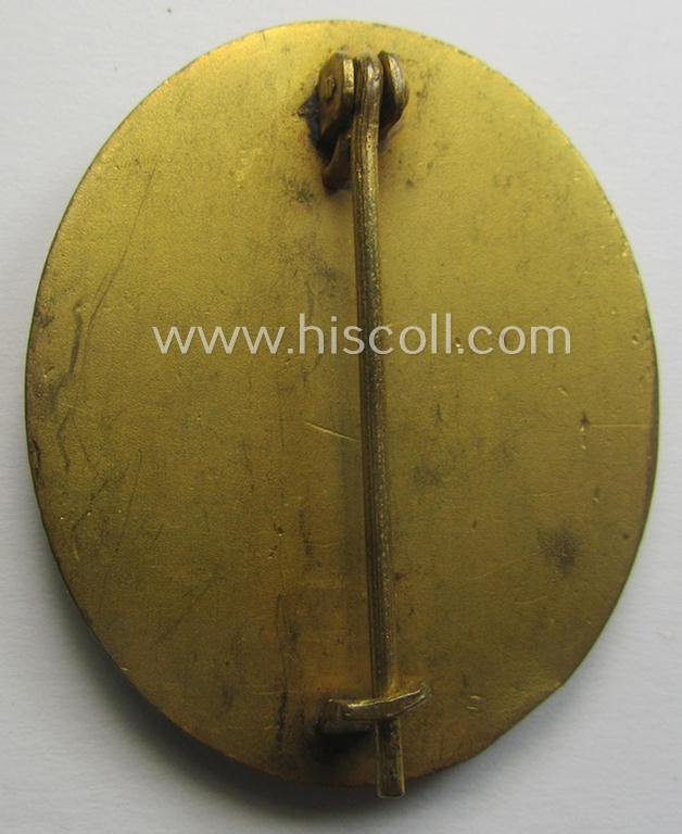 'Verwundeten-Abzeichen in Gold' being a non-maker-marked- and typical 'Buntmetall'-based (ie. 'thin-pinned'!) example that comes stored in its maker- (ie. 'Hauptmünzamt - Wien'-) marked etui as issued