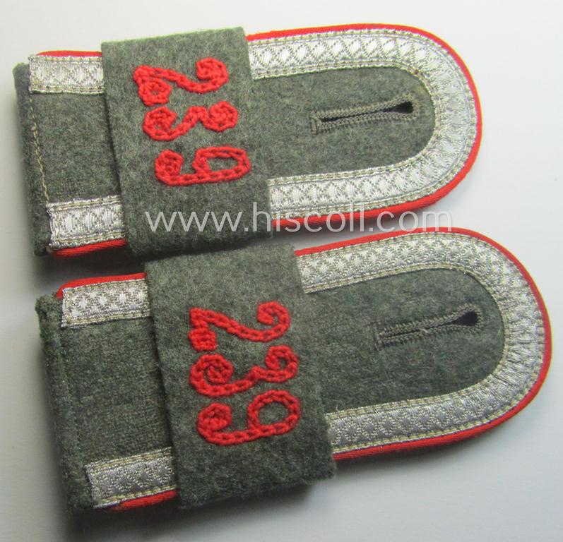 Pair of mid-war-period, so-called: 'M41 o. M43'-pattern, WH (Heeres) NCO-type shoulderstraps that comes with its accompanying 'Überschube'-pair as was intended for an: 'Unterwachtmeister des Artillerie-Rgts. 239'