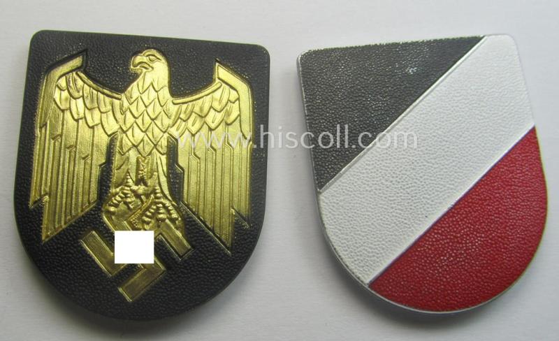 'Virtually mint ie. unissued' pair of WH (Kriegsmarine) tropical- (ie. 'DAK'- or: 'Deutsches Afrikakorps'-) related- and/or aluminium-based, eagle-'pith-helmet'-shields comprising of two non-maker-marked examples